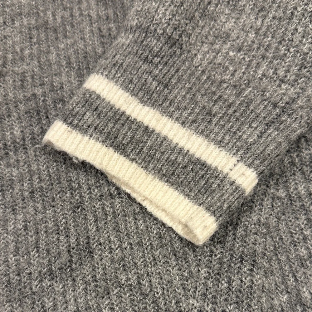 A New Day Gray White Women Cardigan Sweater Size M Oversized V-neck Knit Button - Picture 7 of 10